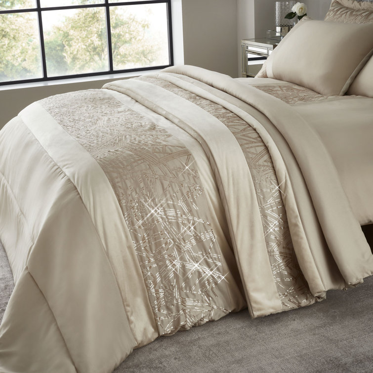 Catherine Lansfield Velvet Sparkle Bedspread & Reviews Wayfair.co.uk